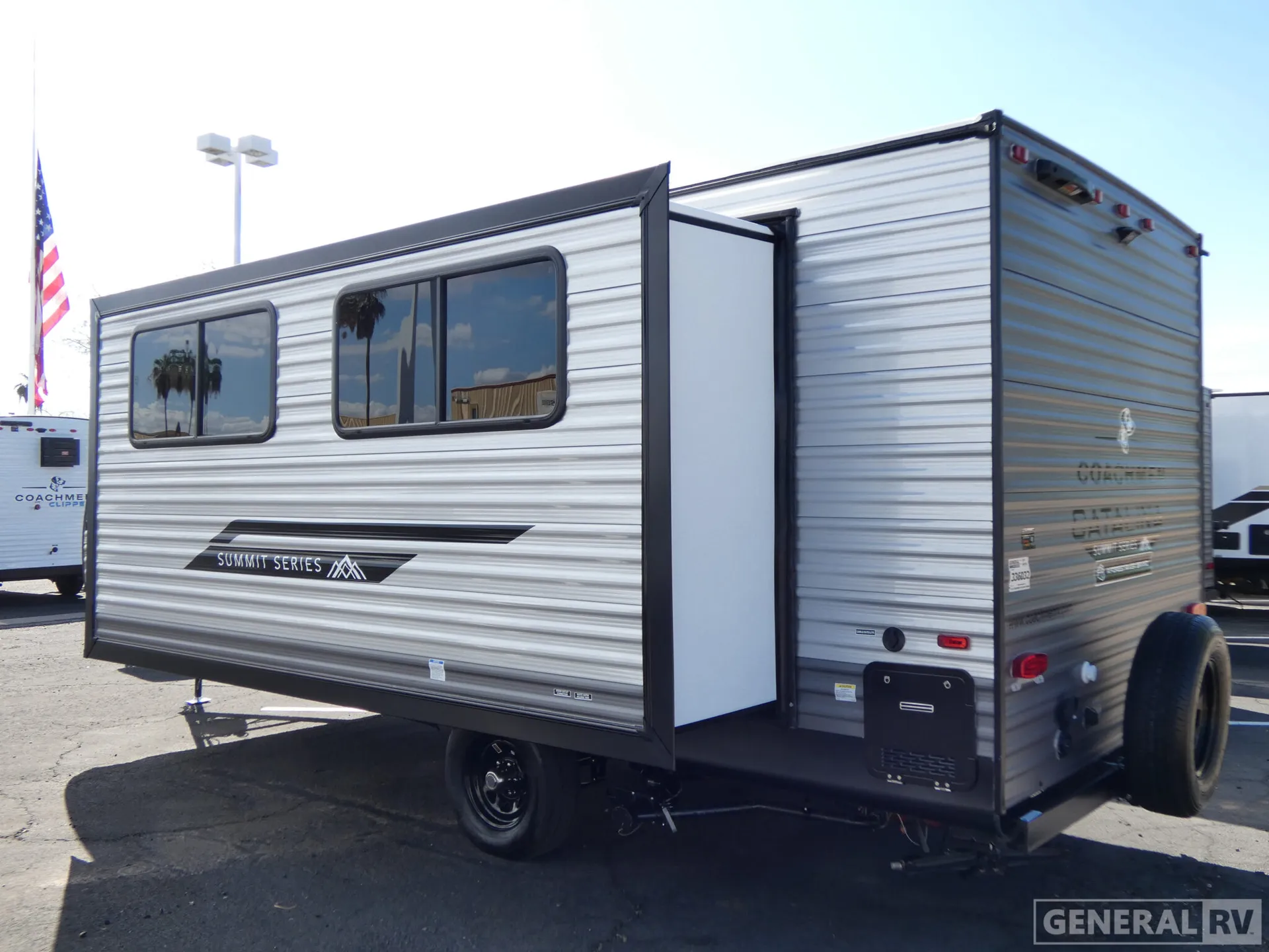 2026 Coachmen Catalina Summit Series 7 184MKS - Photo 4