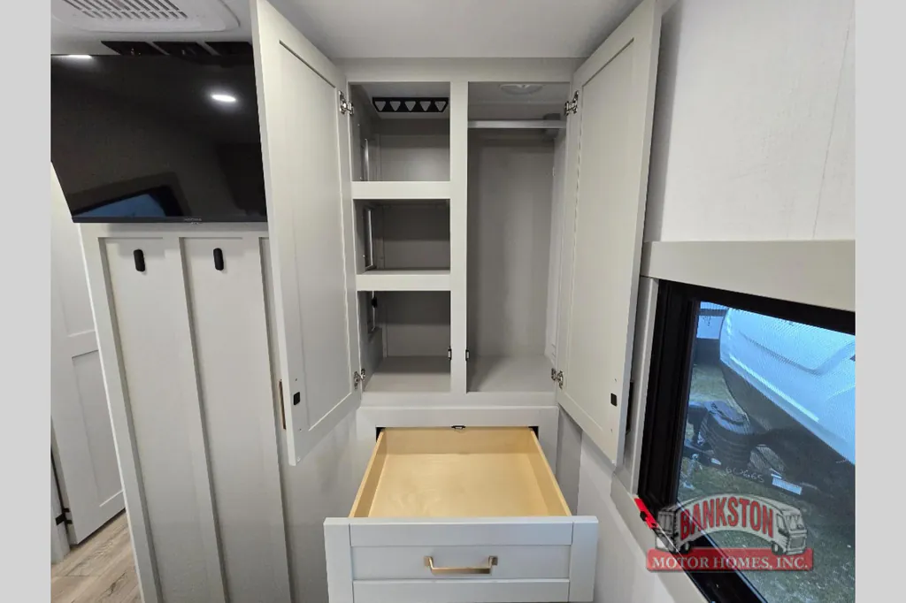 2026 Brinkley Model Z 2680, Photos photo 27