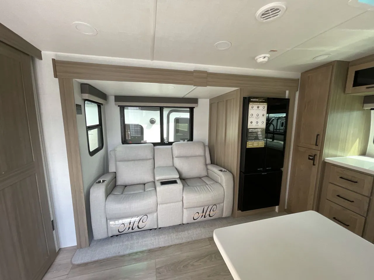 2027 Forest River Rockwood Mini Lite 2523MBR - Photo 4