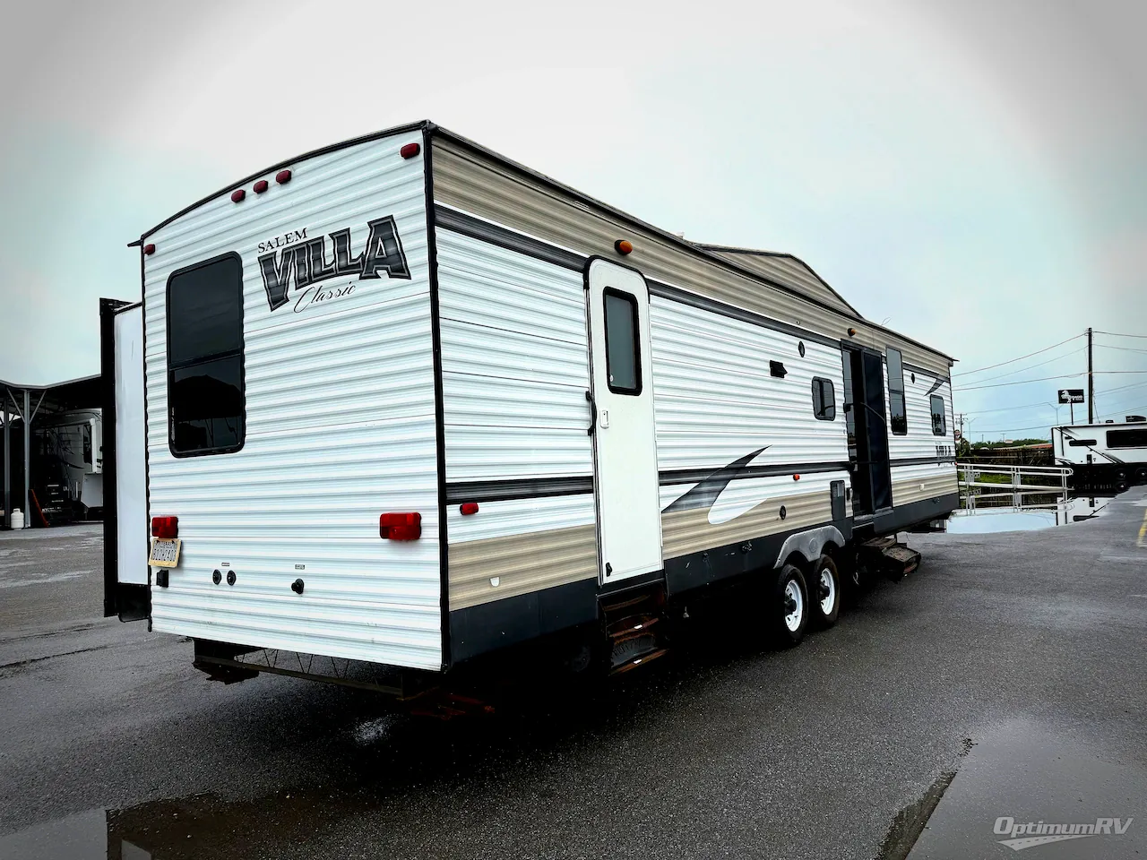 2015 Forest River Salem Villa 426-2B dealer photo 2 from Optimum RV