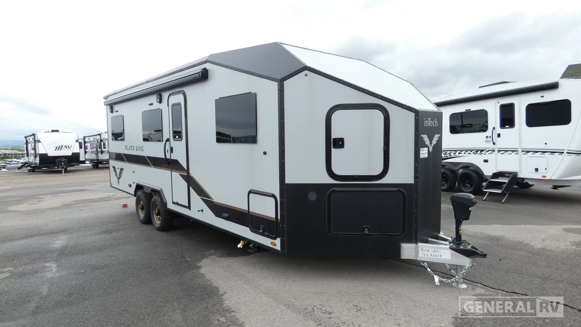 2026 inTech Black Wing 830 X - Photo 2