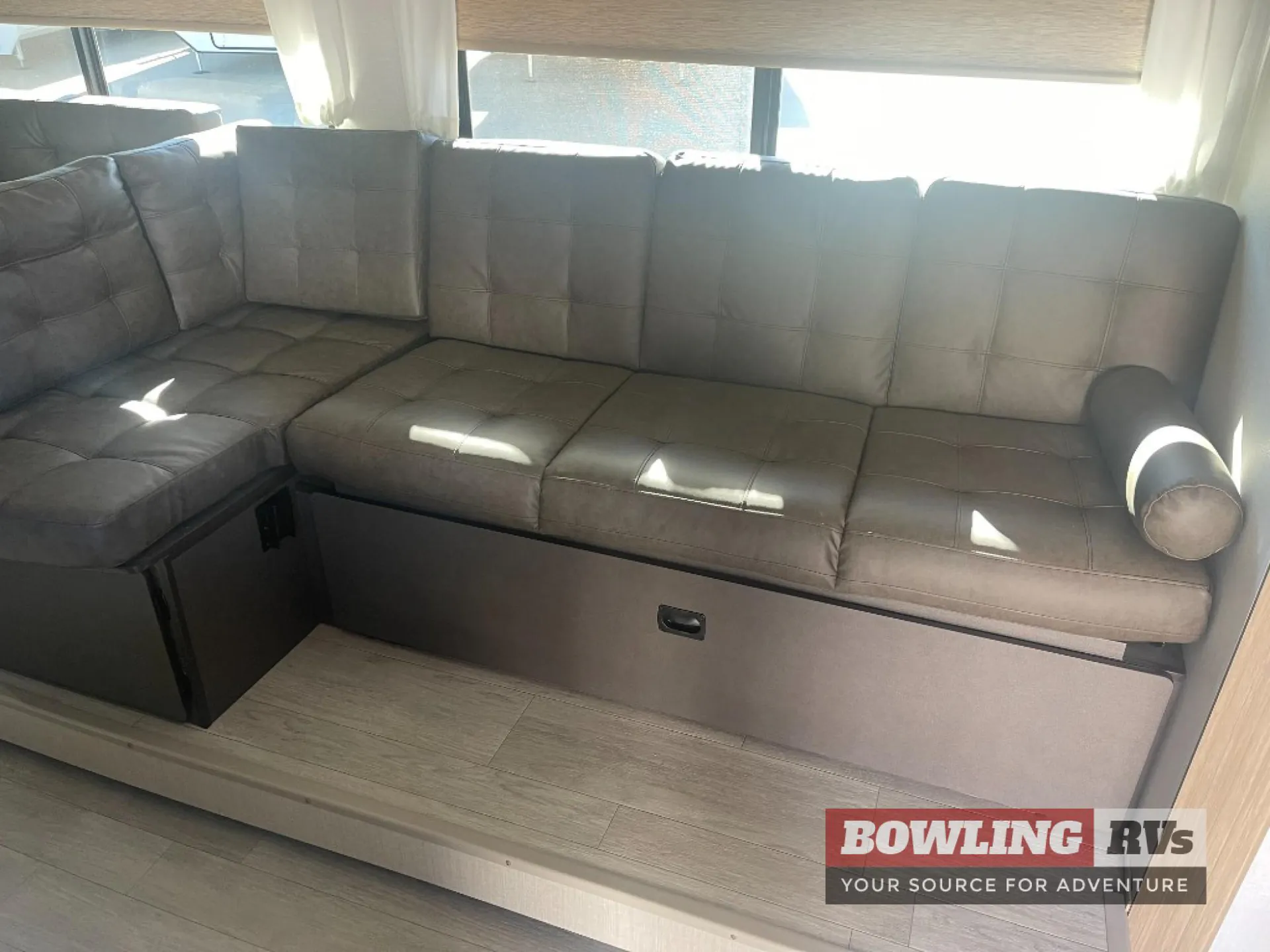 2027 Forest River Wildwood X-Lite 273QBXL — Photo 5