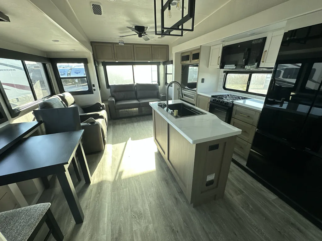 2026 Jayco Eagle 321RSTS, Photos photo 2