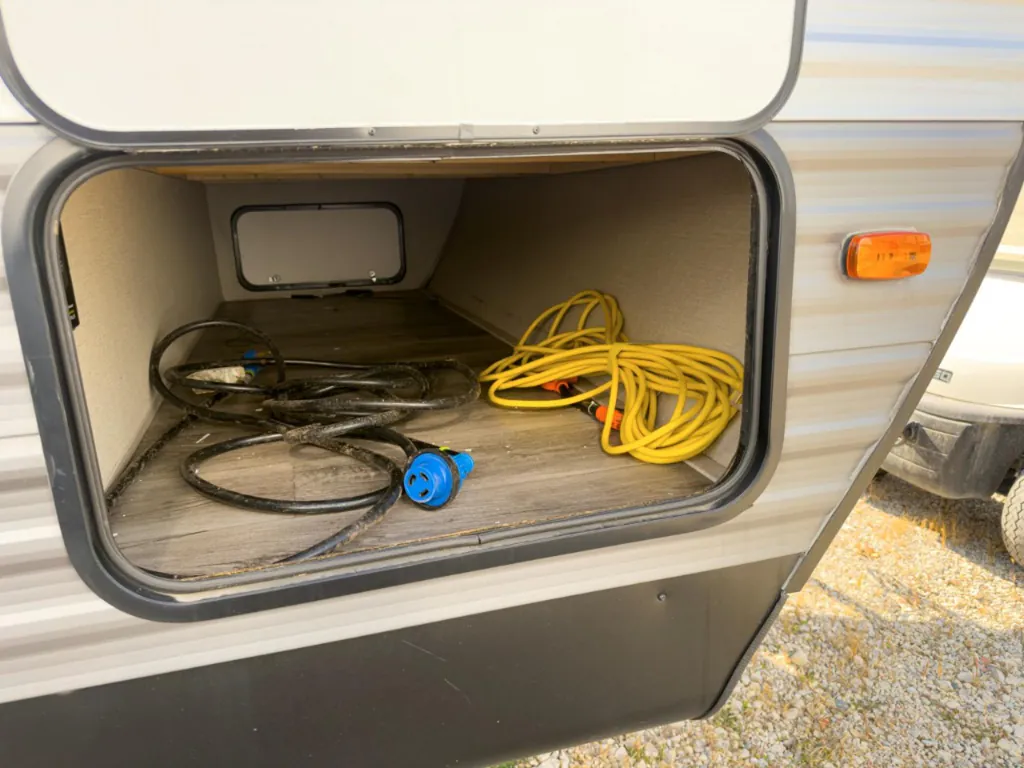 2023 Coachmen Catalina Legacy Edition 243RBS, Photos photo 9