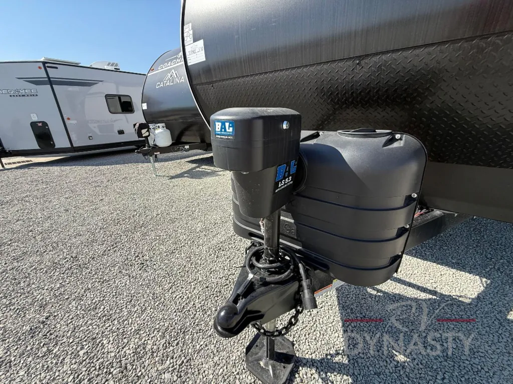 2026 Coachmen Catalina Legacy Edition 323MAZE, Photos photo 9