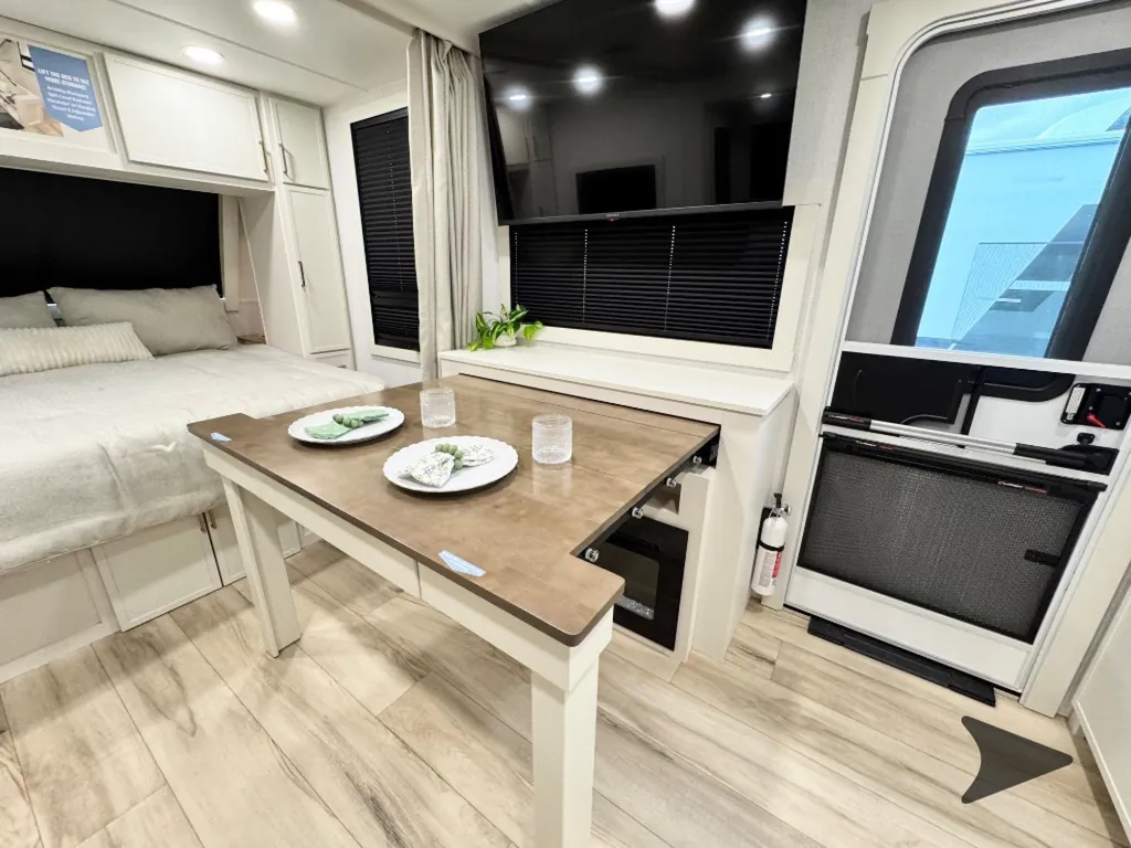 2026 Brinkley Model I 235, Photos photo 18
