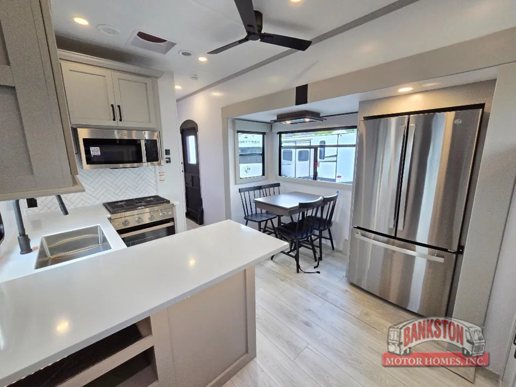 2026 Keystone Montana High Country 377FL, Photos photo 45