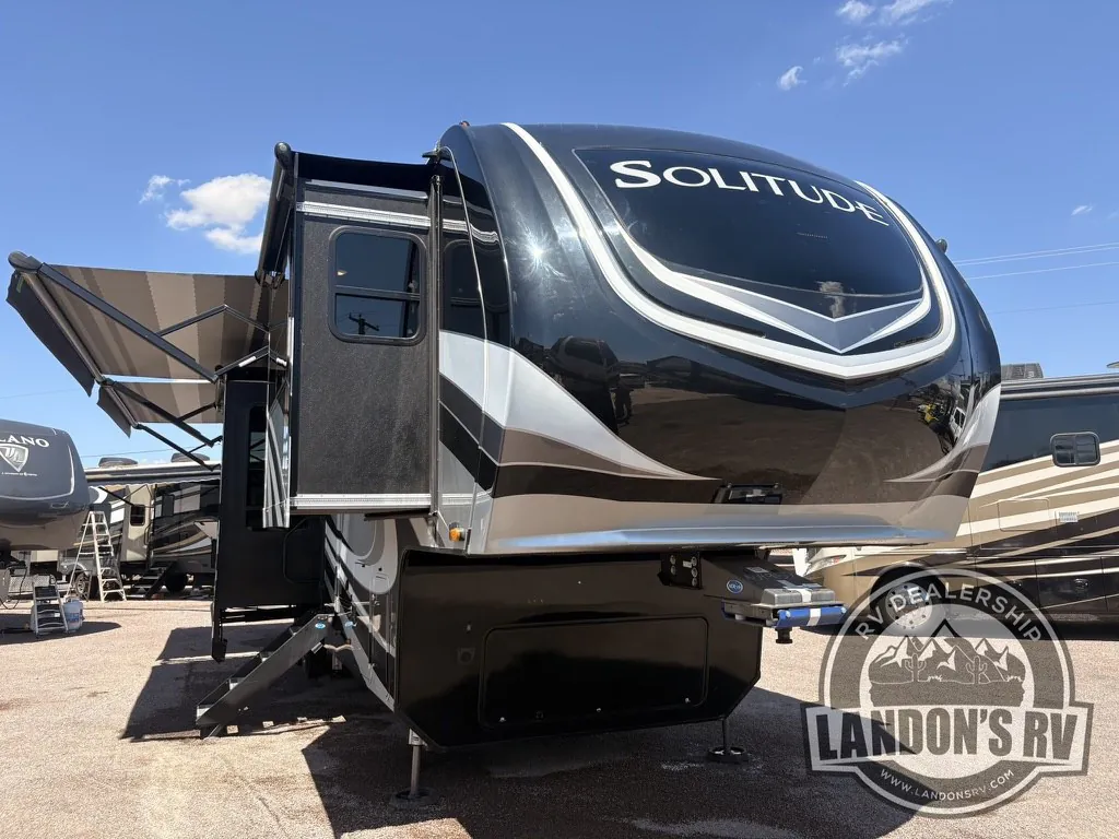 2021 Grand Design Solitude 380FL-R - Photo 2