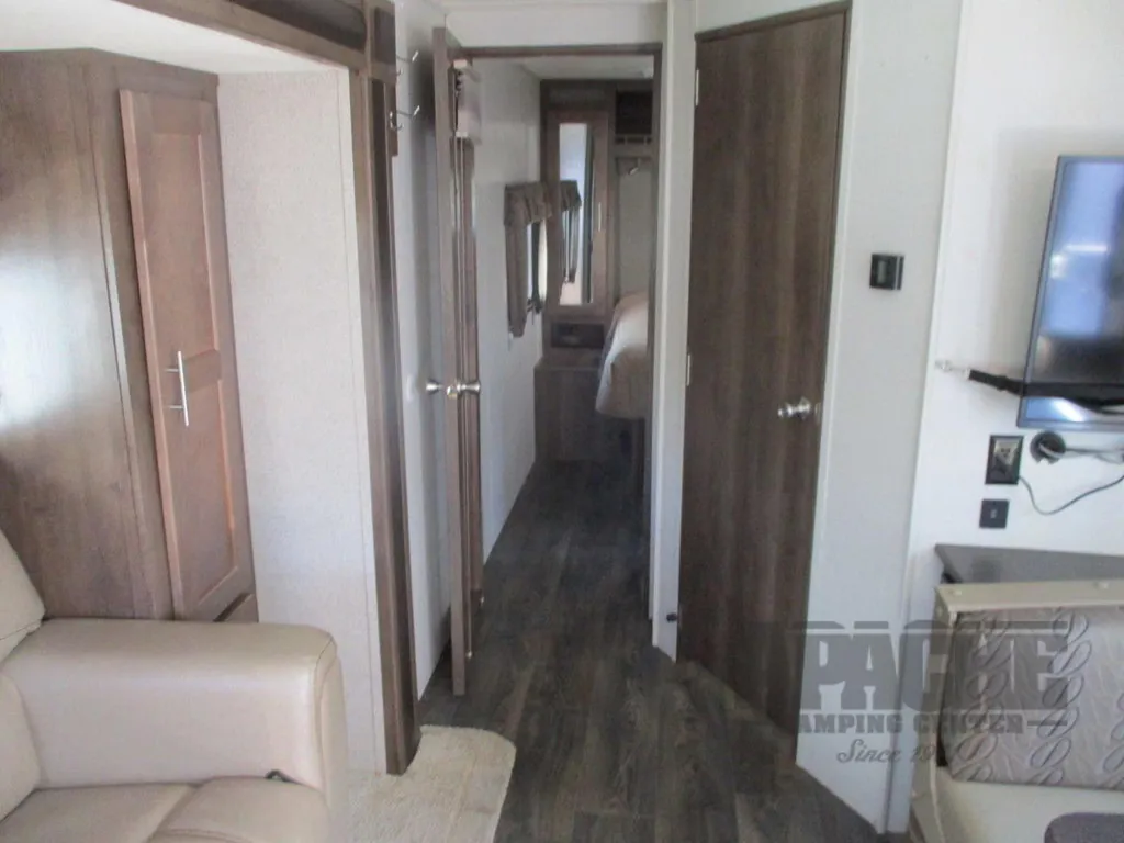 2019 Forest River RV Wildcat Maxx 245RGX, Photos photo 17
