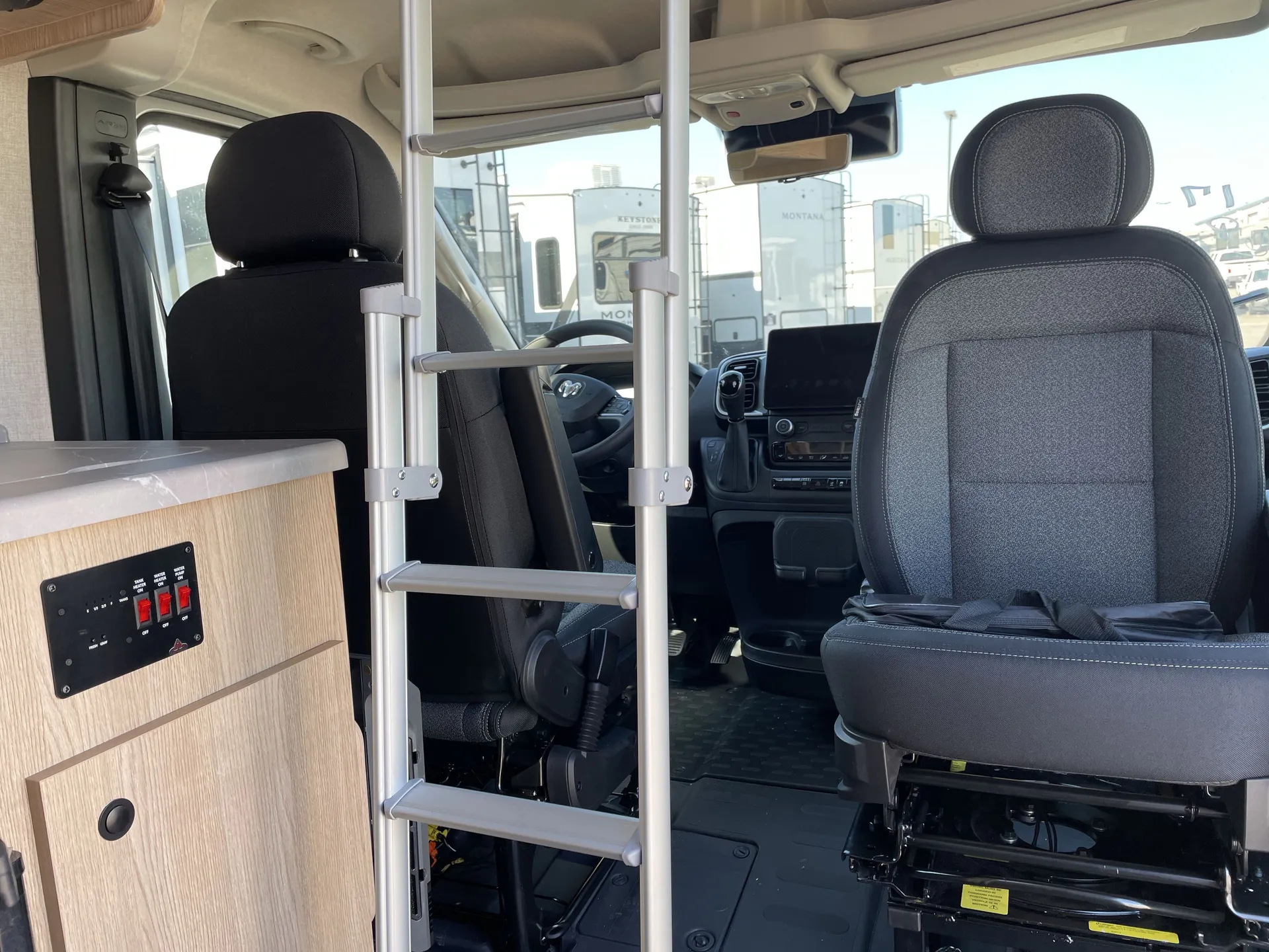 2026 Thor Motor Coach Coleman Van 17D — living area main