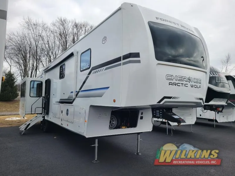 2026 Forest River Cherokee Arctic Wolf 3650SUITE - Photo 2