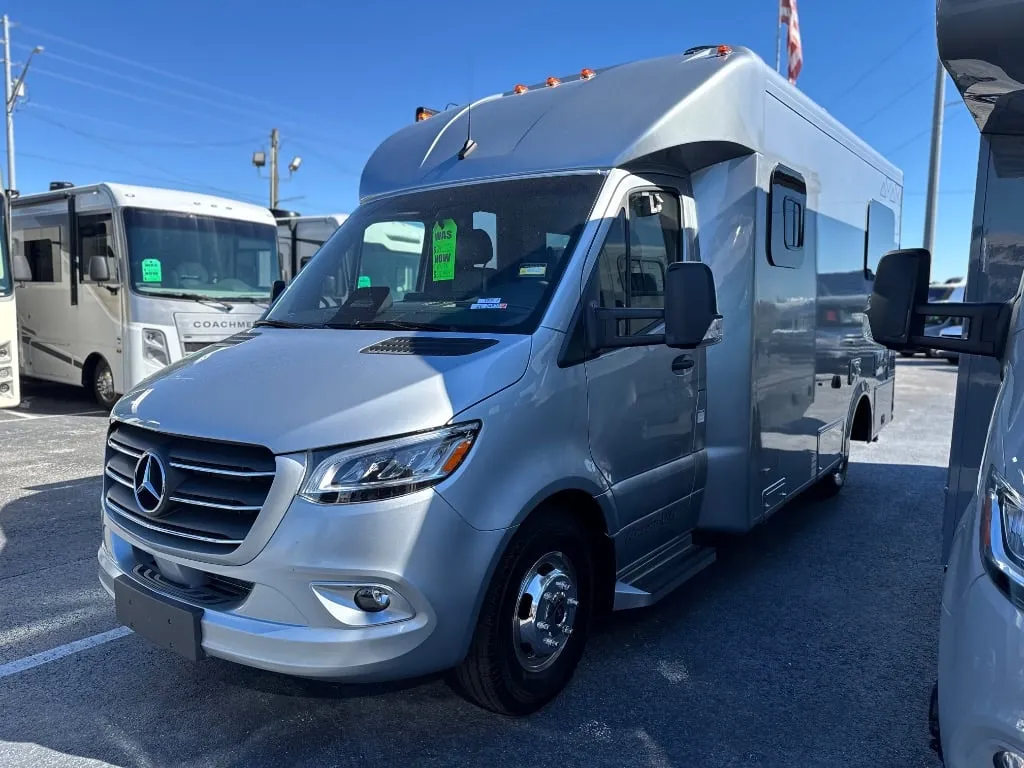 2026 Pleasure-Way Plateau XLTS - Photo 2