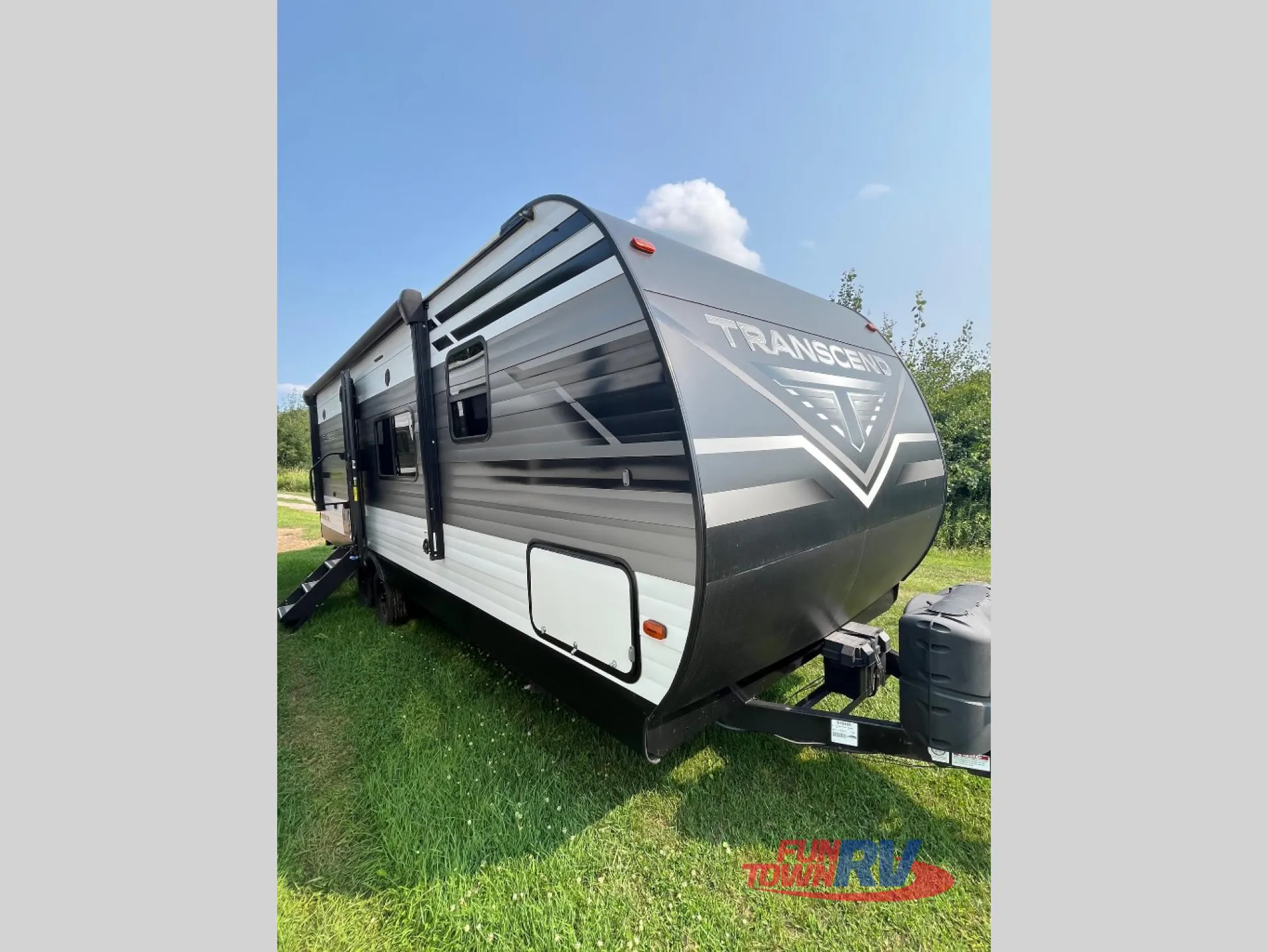 2021 Grand Design Transcend Xplor 240ML - Photo 2