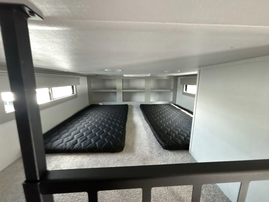 2025 Keystone Montana High Country 377FL, Photos photo 19