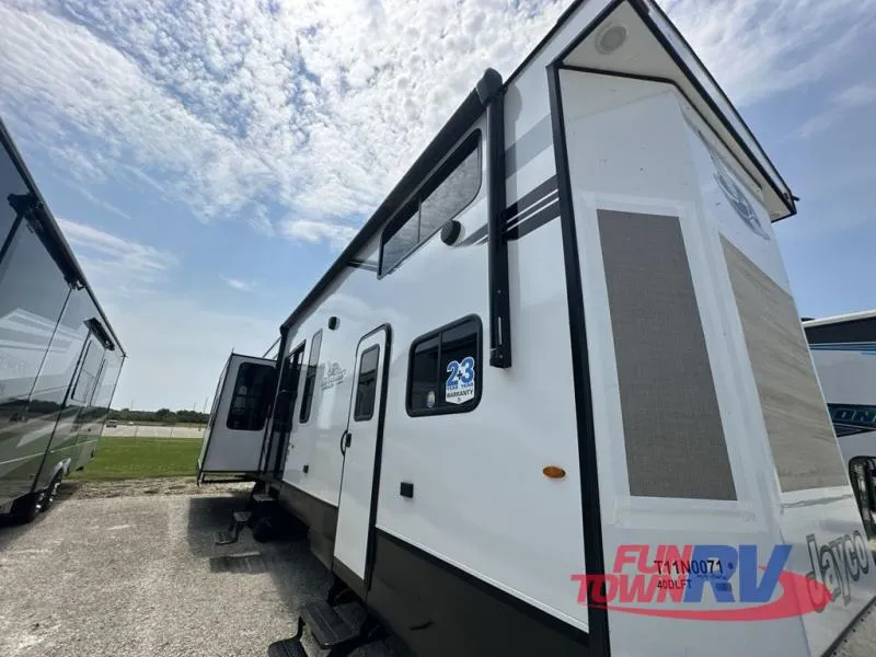 2026 Jayco Jay Flight Bungalow 40DLFT - Photo 3