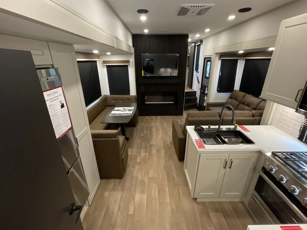 2026 Grand Design Influence 3904BH - Photo 4