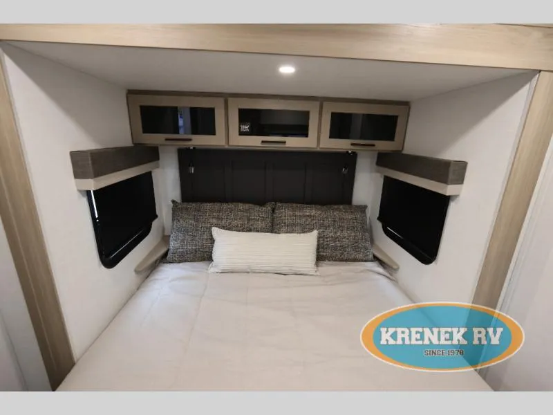 2026 Forest River Rockwood Mini Lite 2523MBR - Photo 3