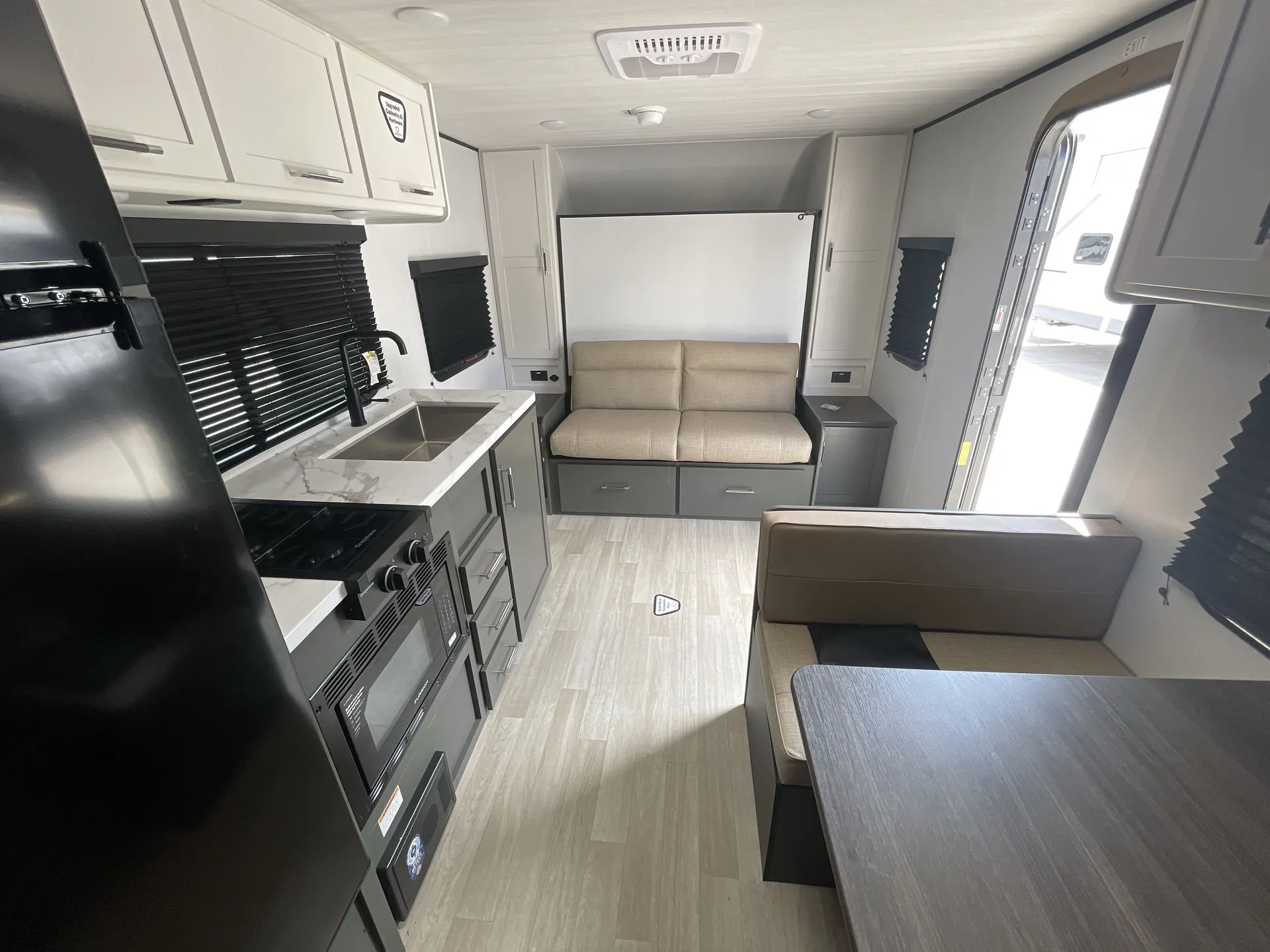 2026 Keystone Bullet Classic 21BHC — living area main