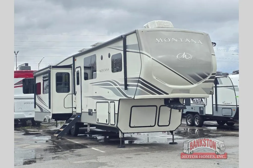 2022 Keystone Montana 3813MS - Photo 2