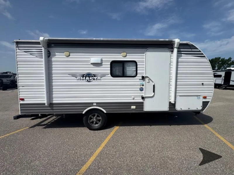 2021 Coachmen RV Shasta 18BH - Photo 4