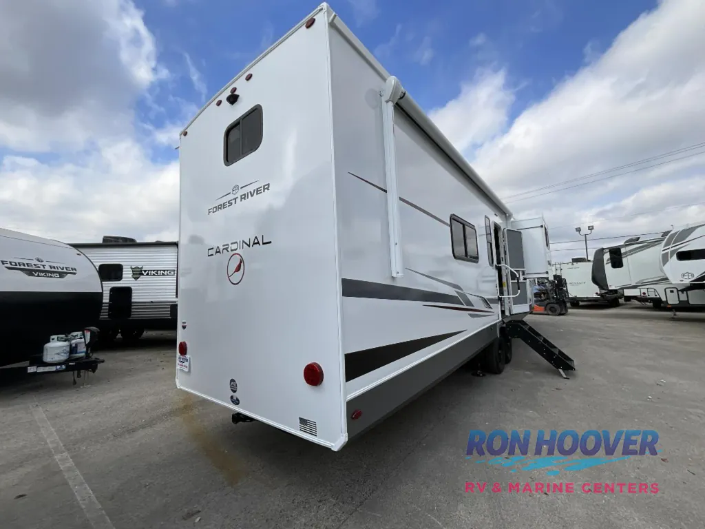 2026 Forest River Cardinal 37GALLEY, Photos photo 3