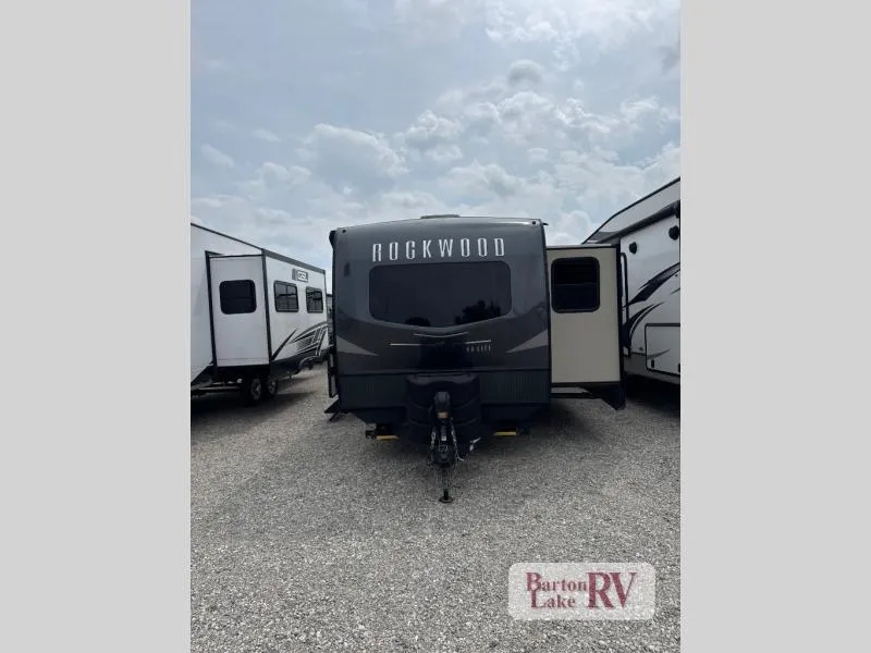 2023 Forest River Rockwood Ultra Lite 2608BS - Photo 3