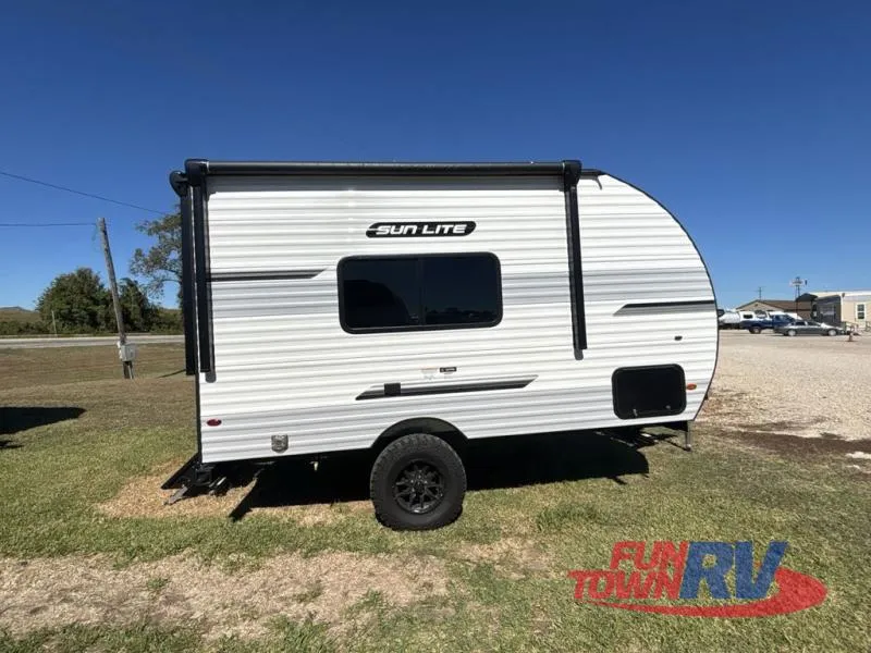 2025 Sunset Park RV Sun Lite 16BH - Photo 2