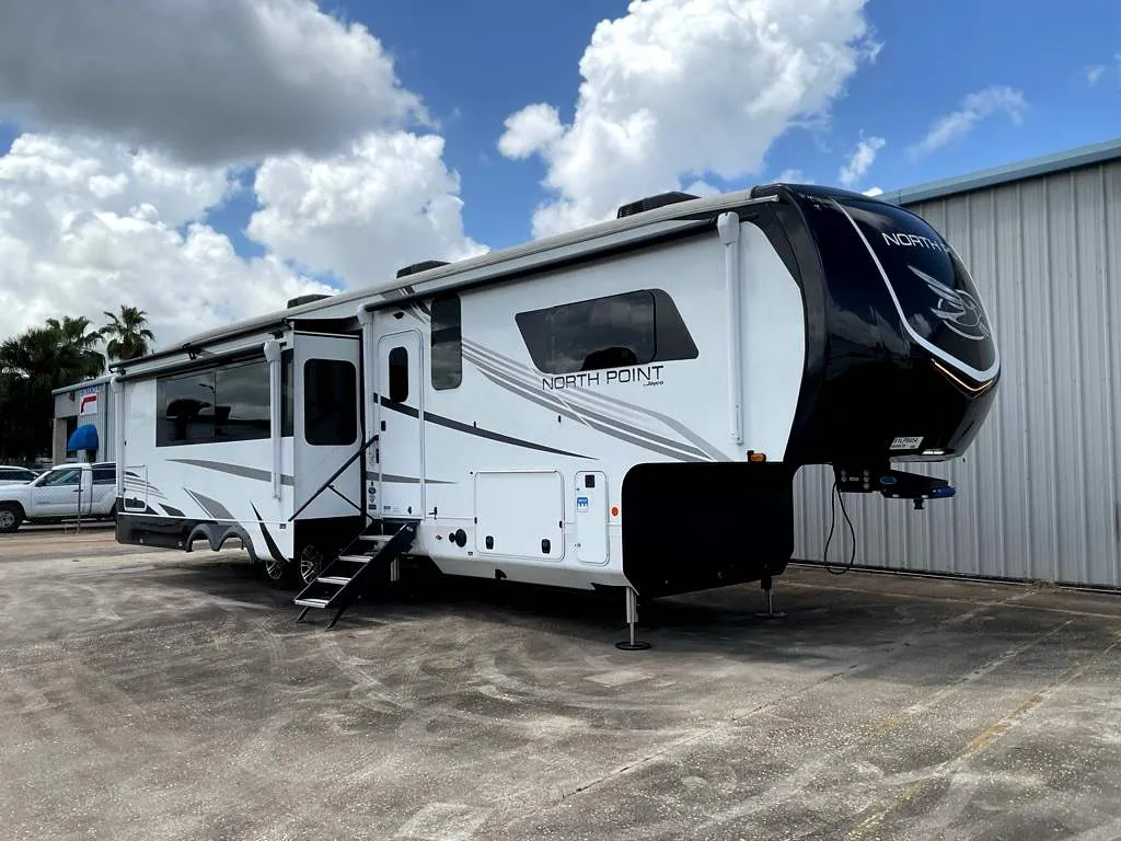 2025 Jayco North Point 365RKTS - Photo 2