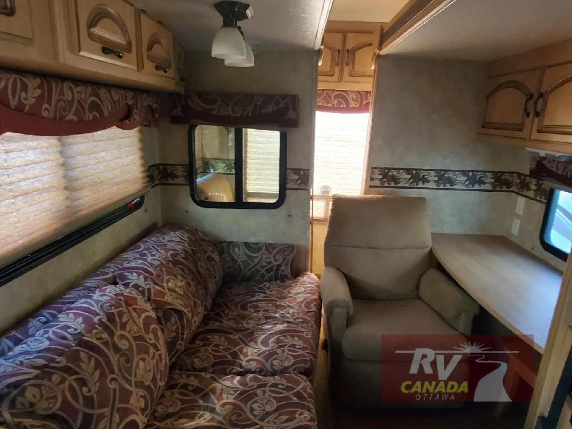 2007 Coachmen Wyoming 332 RLTS - Photo 4