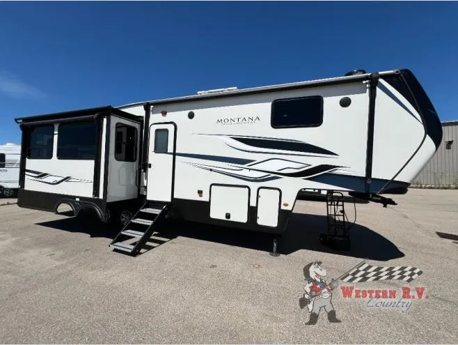 2023 Keystone Montana High Country 295RL - Photo 4
