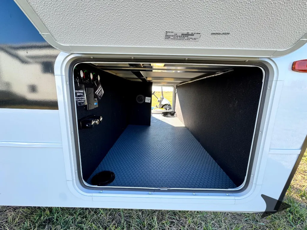 2027 Brinkley Model I 290, Photos photo 3