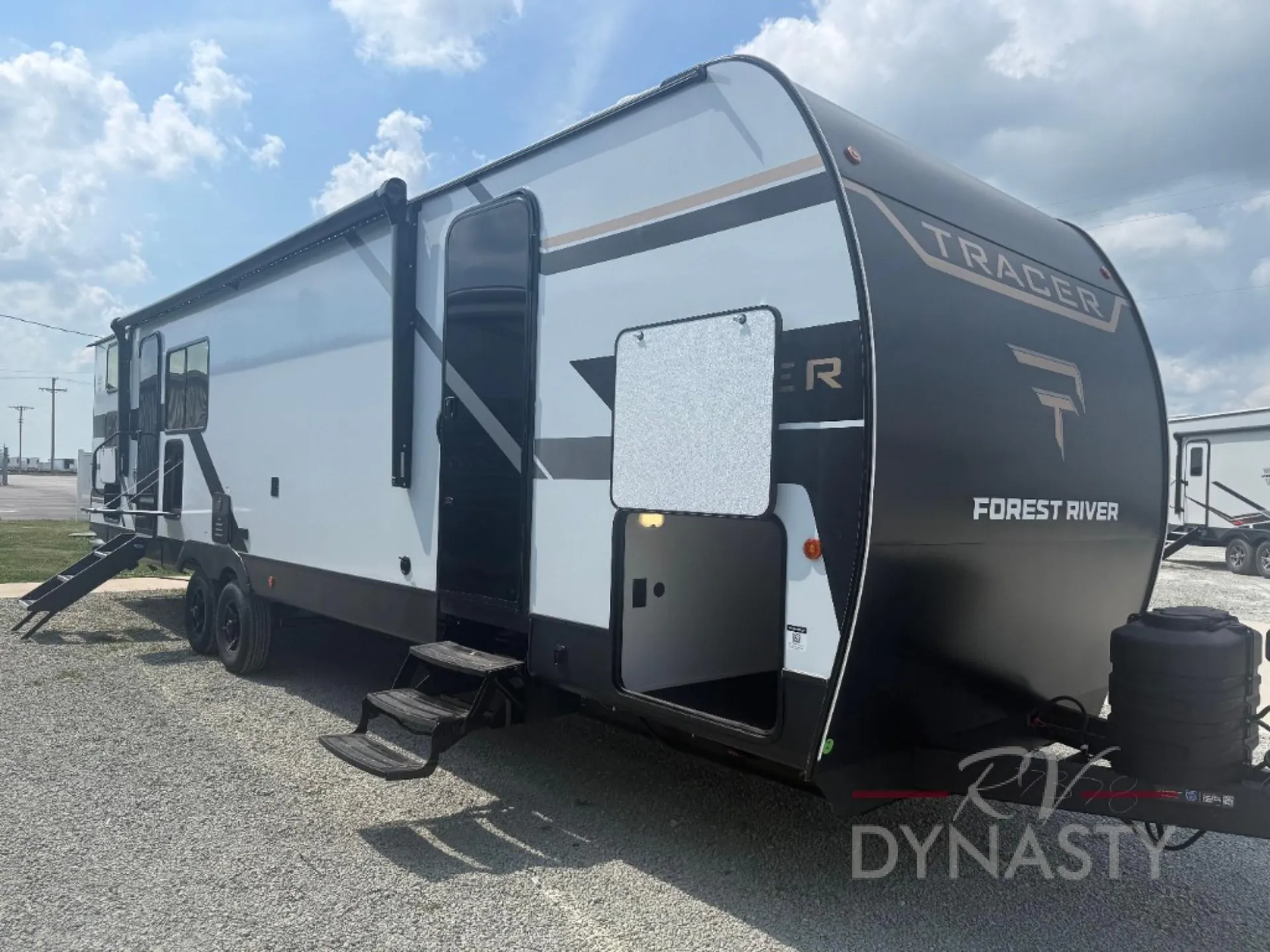 2027 Forest River Tracer 290QB dealer photo 1 from RV Dynasty