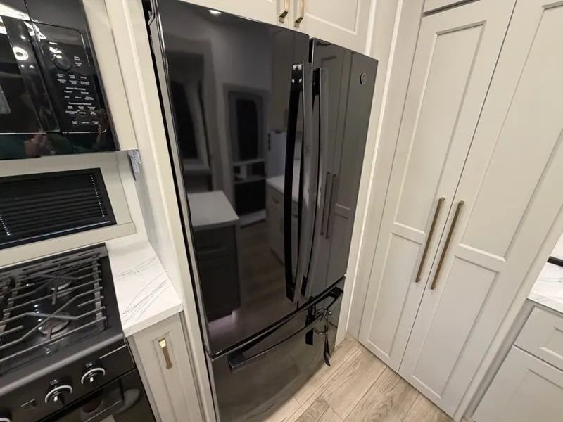 2025 Brinkley Model G 4100, Photos photo 18