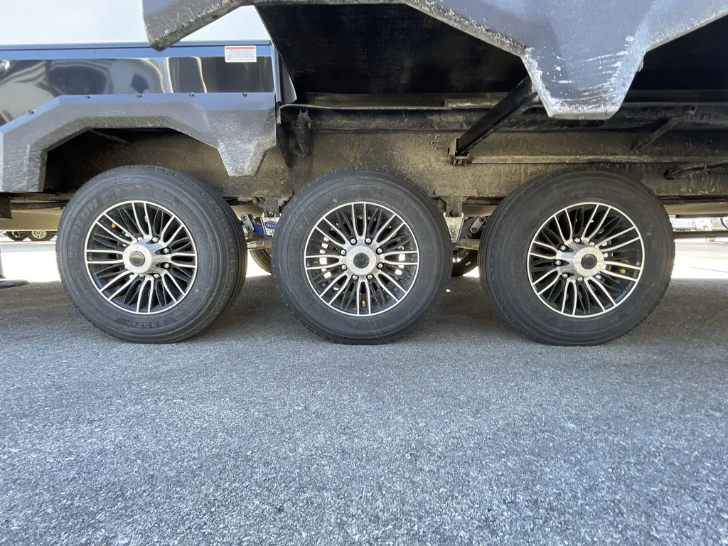 2026 Keystone Raptor 433, Photos photo 27