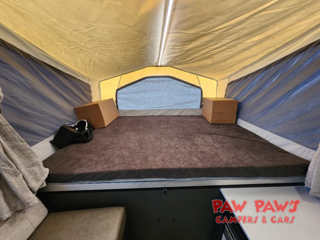 2027 Forest River Rockwood Freedom 2380FT, Photos photo 17