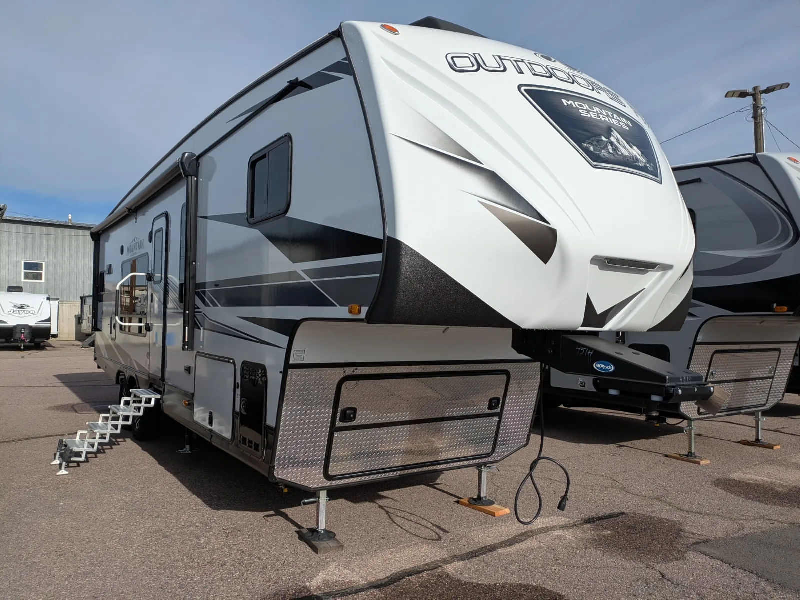 2026 Outdoors Rv GLACIER PEAK 28RKS - Photo 2
