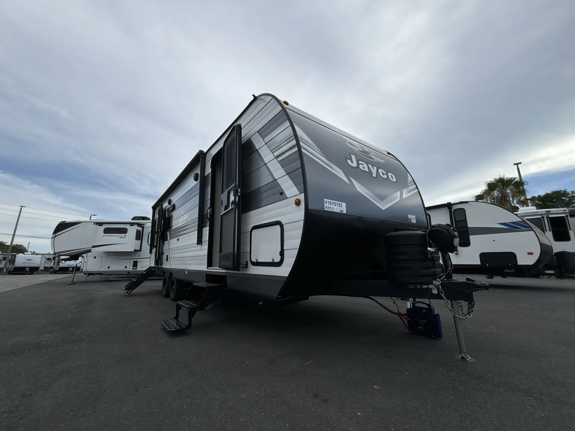 2027 Jayco Jay Flight 262RLS - Photo 2