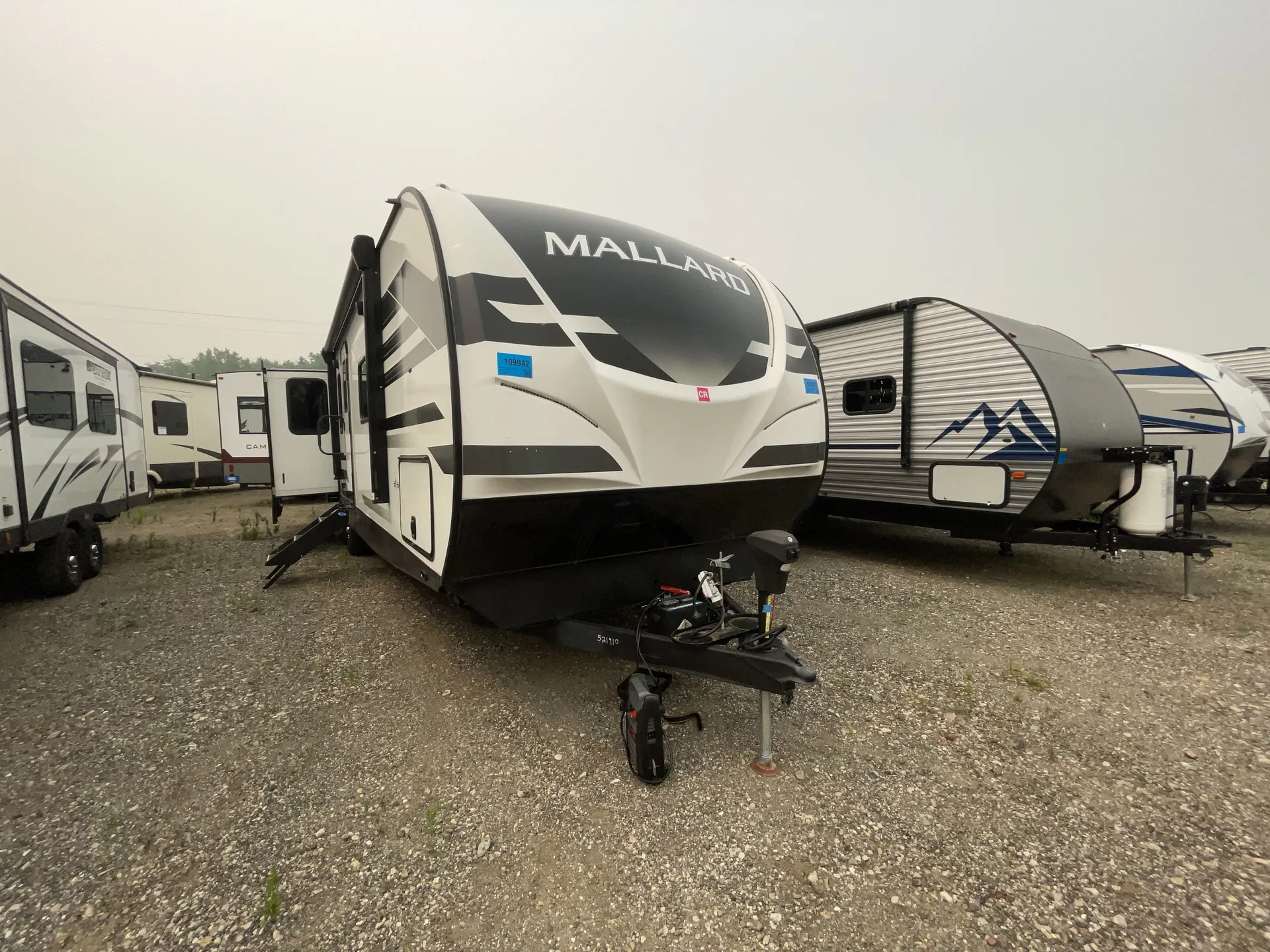 2023 Heartland Mallard M335 - Photo 2