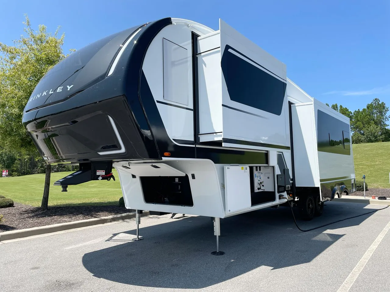 2025 Brinkley Model Z 3110 - Photo 3