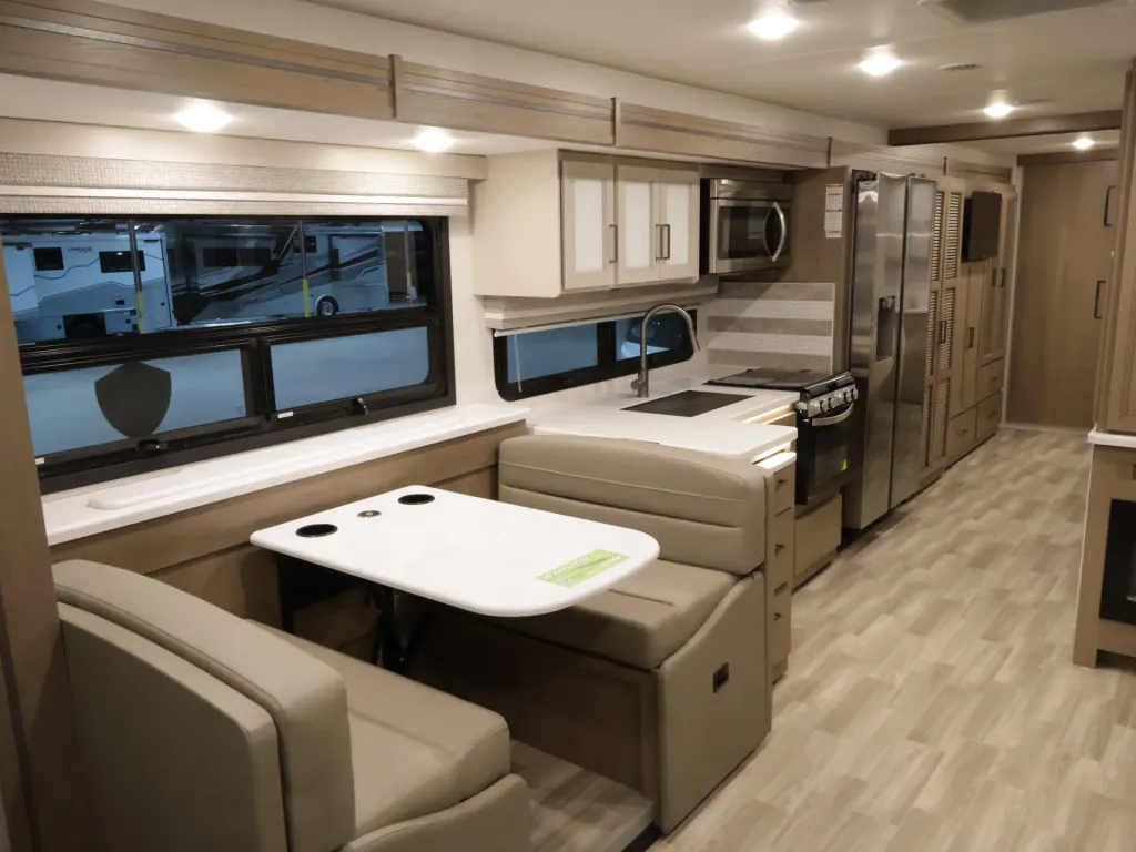 2027 Thor Motor Coach Windsport 36H, Photos photo 6