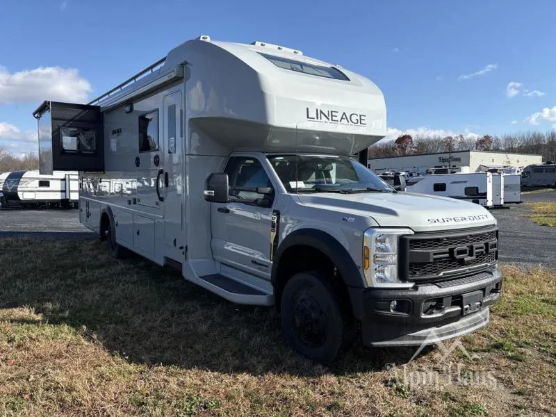 2026 Grand Design Lineage Series F 31ZW - Photo 4