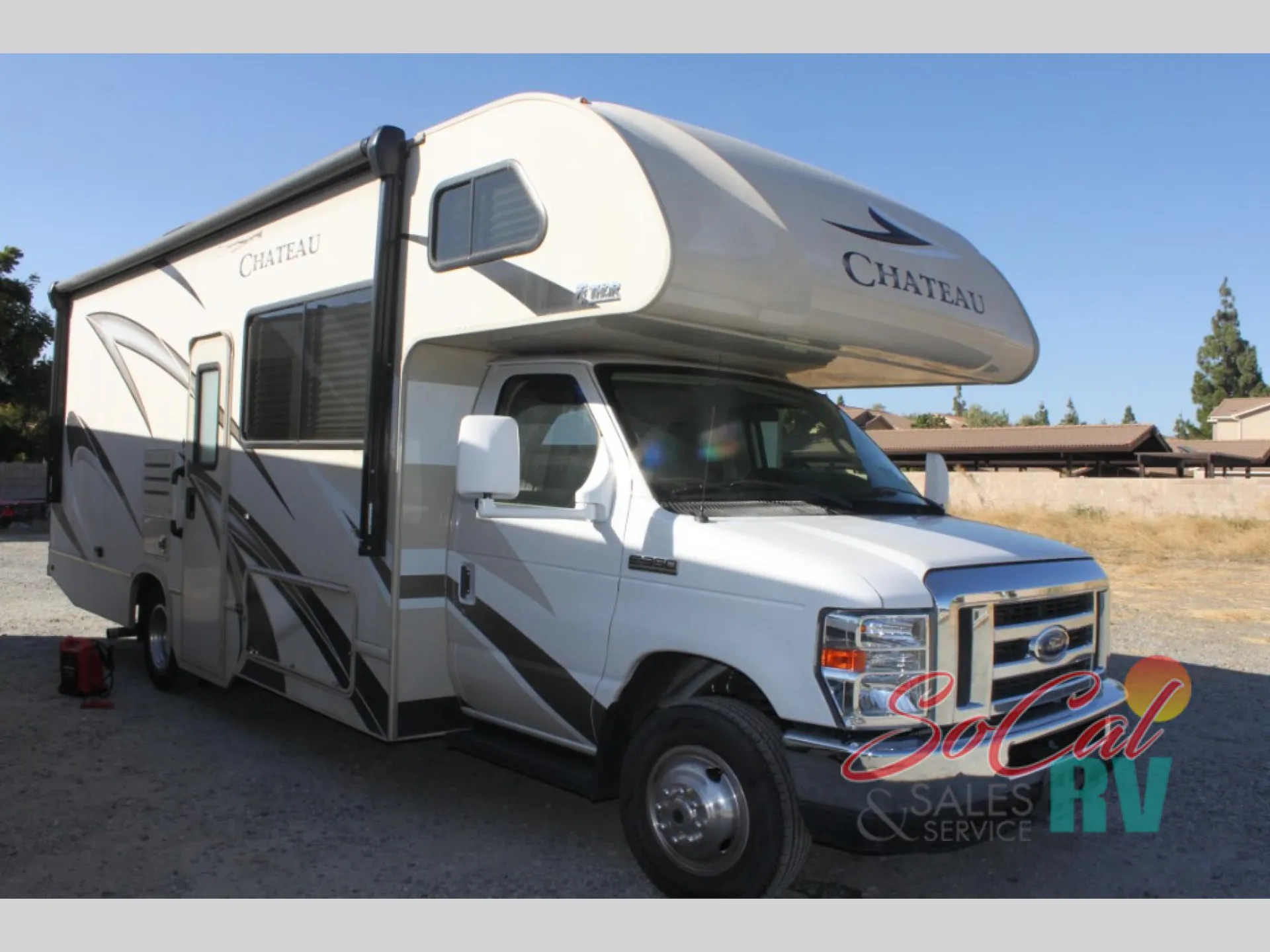 2020 Thor Motor Coach Chateau 26B - Photo 2