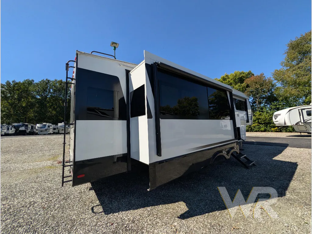 2024 Brinkley Model Z 3100, Photos photo 12
