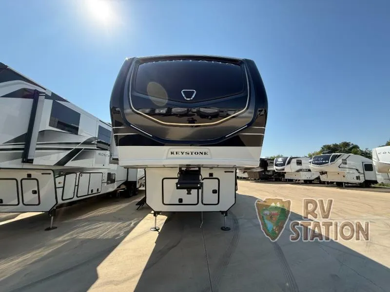 2026 Keystone Montana 3795FK - Photo 3
