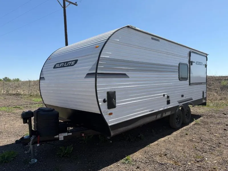 2026 Sunset Park RV Sun Lite 24TH - Photo 2