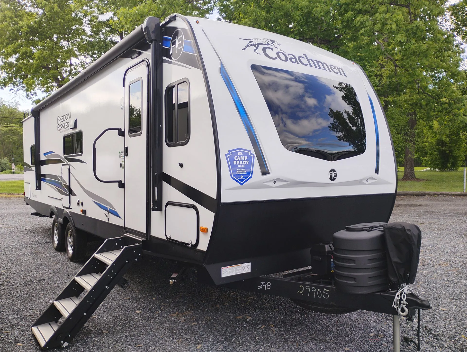 2025 Coachmen Freedom Express Ultra Lite 298FDS - Photo 2