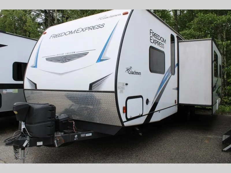 2020 Coachmen RV Freedom Express 287BHDS - Photo 2