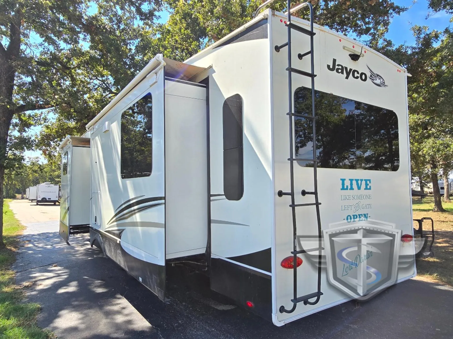 2021 Jayco Eagle 357MDOK - Photo 2