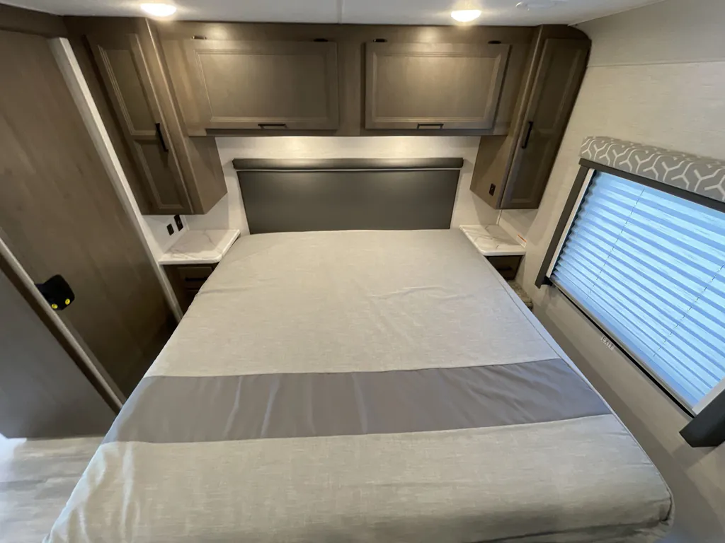 2024 Thor Motor Coach Freedom Traveler A29, Photos photo 15