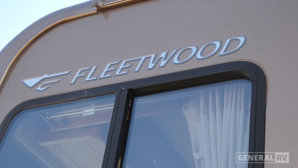 2016 Fleetwood Flair 26D, Photos photo 37